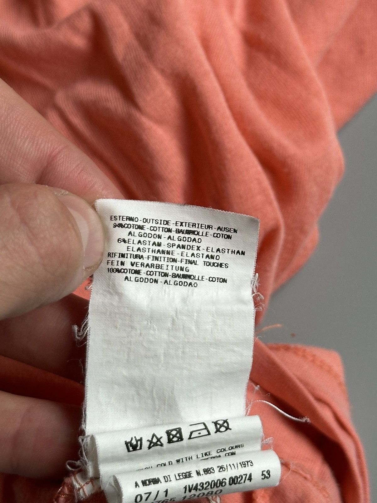 Versace Jeans Couture Versace Jeans Couture 90s Vintage Logo Peach Size S t-shirt Size S / US 4 / IT 40 - 12 Thumbnail