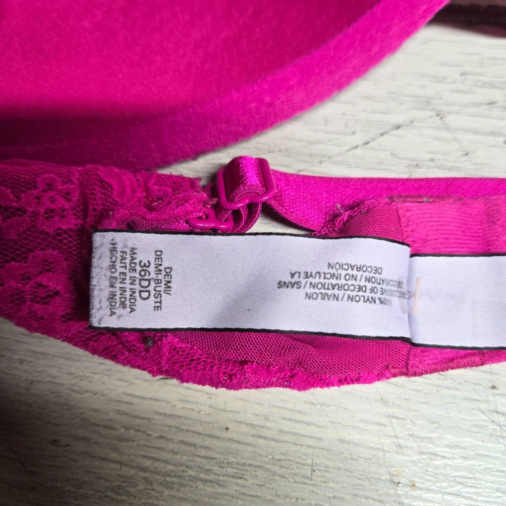 Victoria's Secret Victoria's Secret Pink Racer Back Demi Bra Womens 36DD Pink Lace Lined Underwire Size ONE SIZE - 5 Thumbnail