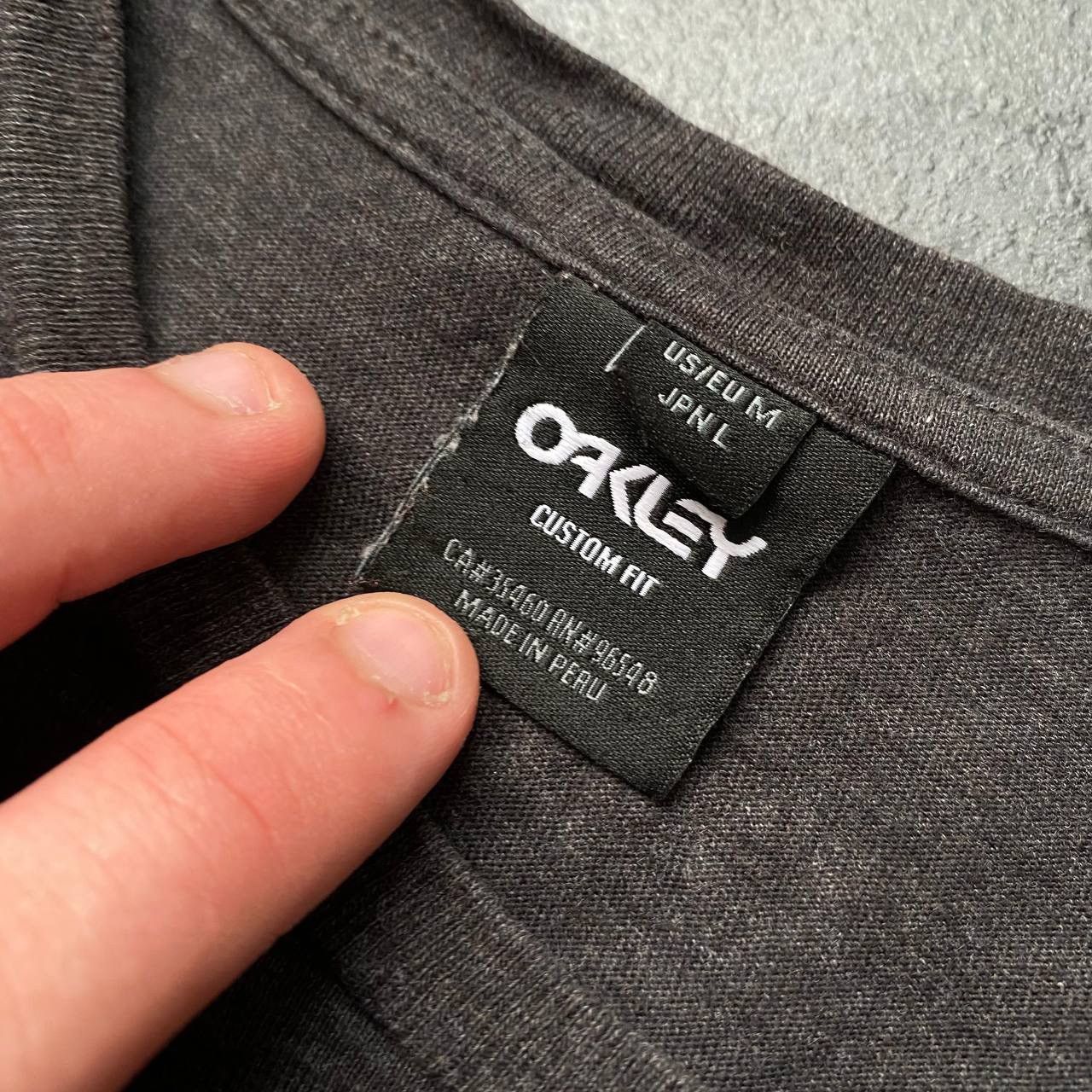 Oakley × Vintage Vintage big logo Oakley tee shirt Size US M / EU 48-50 / 2 - 5 Thumbnail