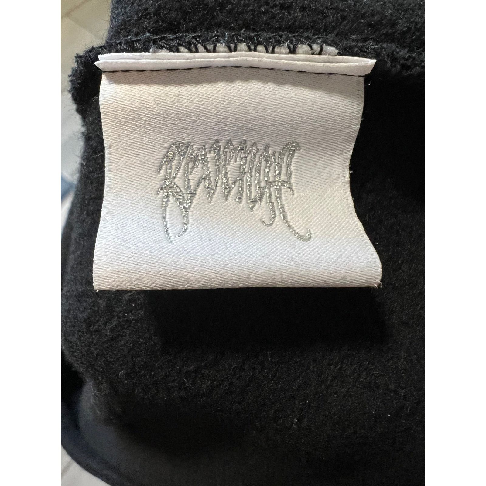 Revenge Juice Wrld X Revenge Photo Hoodie Black Used Size Large Size US L / EU 52-54 / 3 - 5 Thumbnail