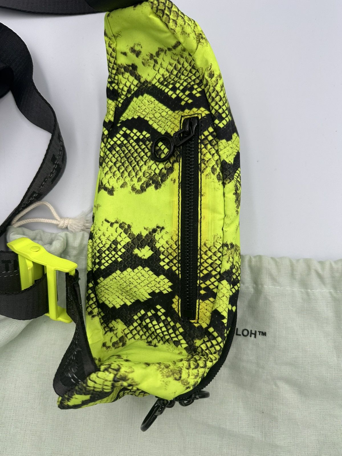 Off-White OFF-WHITE SNAKESKIN WAISTE BAG Size ONE SIZE - 6 Thumbnail