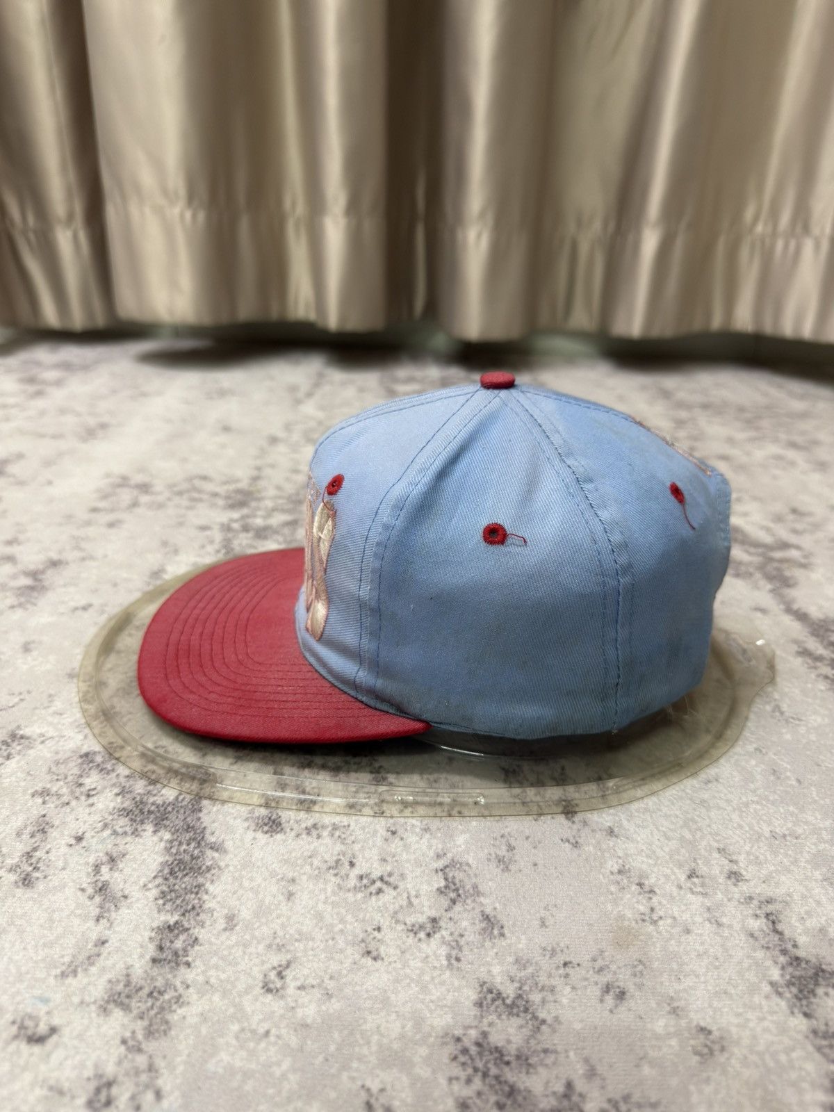 MLB Sun faded🔥🔥Vintage Houston Oilers Snapback Cap Size ONE SIZE - 2 Thumbnail
