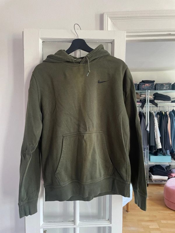 Nike Nike Hoodie – Khaki & in Great Condition! Size US M / EU 48-50 / 2 - 1 Thumbnail