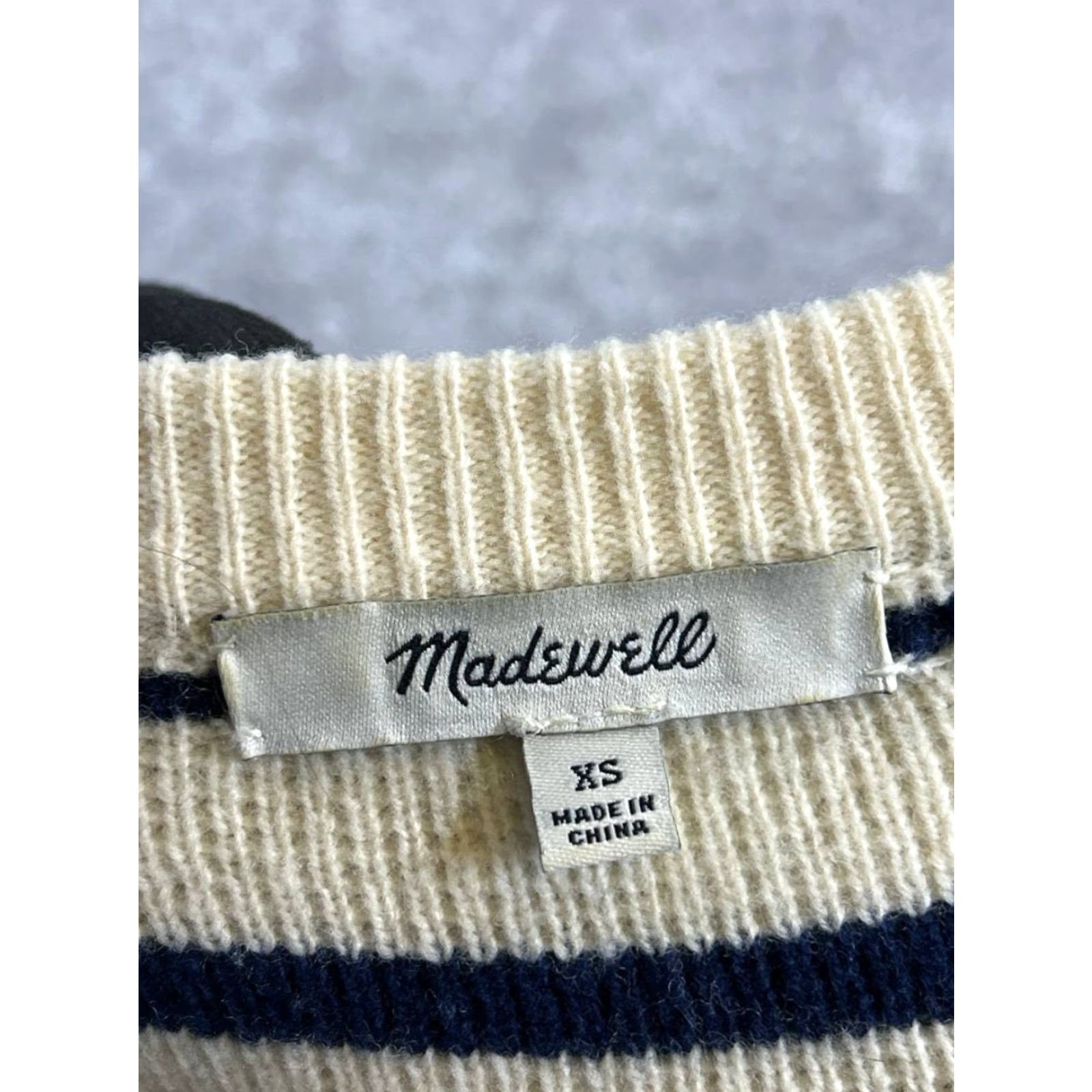 Madewell Madewell Sweater Womens XS White Blue Merino Wool Knit Pullover Striped Crew Neck Long Sleeve Casual Winter Spring Fall Size XS / US 0-2 / IT 36-38 - 3 Thumbnail