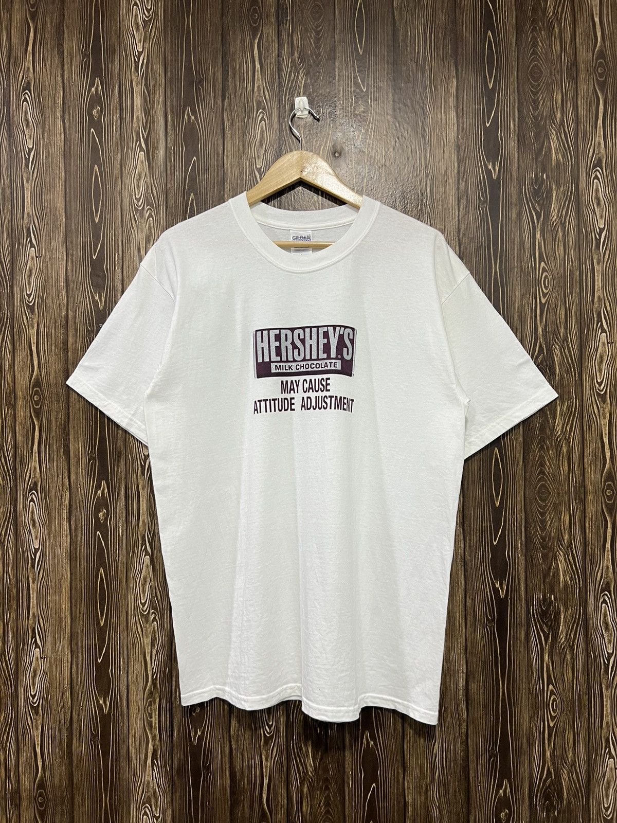 Vintage Vintage 90s Hershey’s Milk Chocolate Promo Tshirt Size US L / EU 52-54 / 3 - 1 Thumbnail