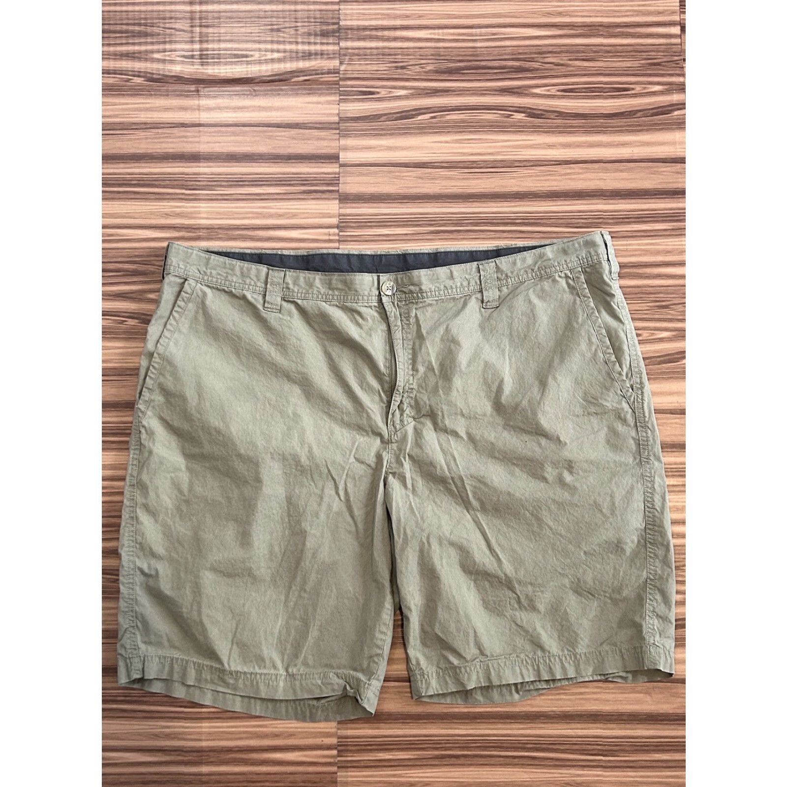 Vintage Columbia Mens Shorts Cargo Green Khaki 44 Regular Cotton Zip 5-Pocket Outdoor Casual Sailors Mens Size US 44 / EU 60 - 2 Thumbnail