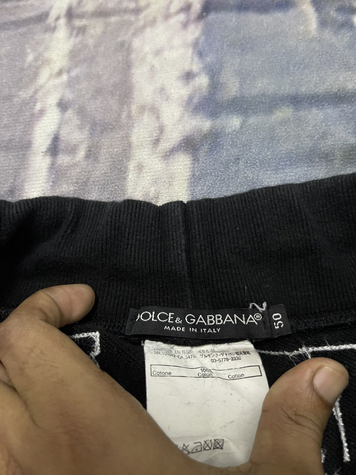 Dolce & Gabbana 2000s DOLCE & GABBANA ITALIA RUGBY CHOPPED SHORT PANT Size US 30 / EU 46 - 9 Thumbnail