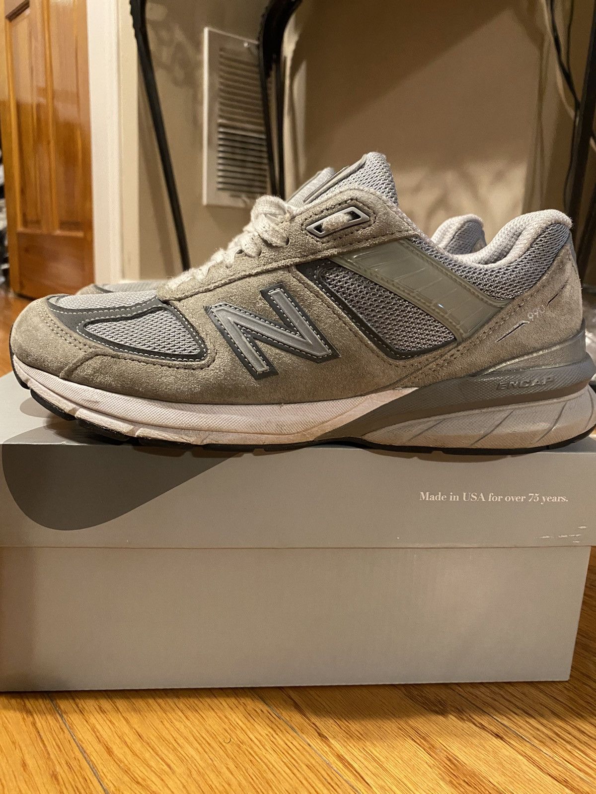 New Balance New Balance 990v5 Gray Size US 8 / EU 41 - 1 Thumbnail