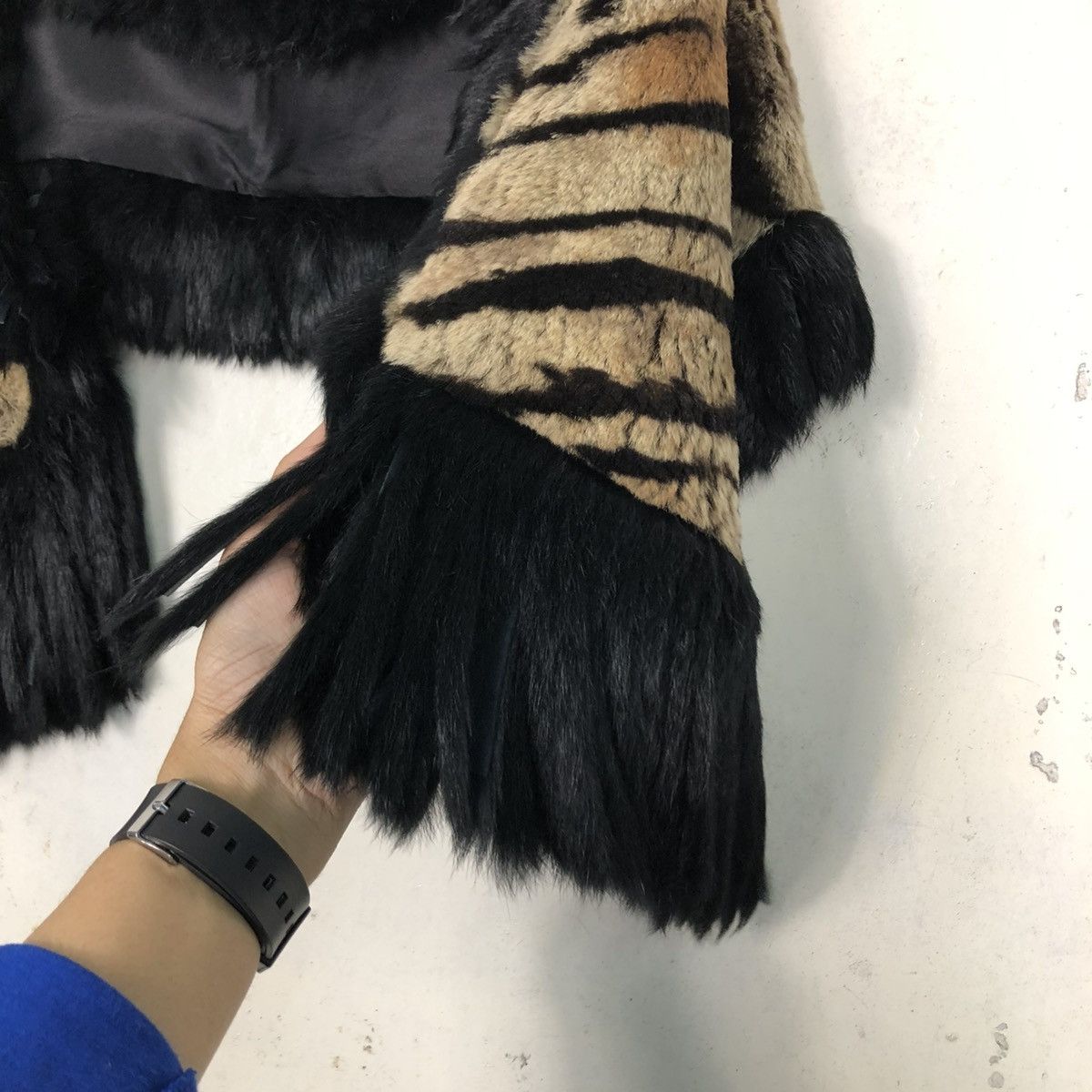Vintage 🔥VINTAGE SCARFT MINK FUR SALVATORE FERRAGAMO MADE IN ITALY Size ONE SIZE - 14 Thumbnail