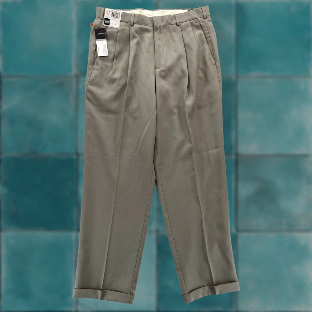 Dockers DOCKERS Slates Dress Pants Mens 34x31 Gray Wool Blend Gabardine Pleated Dress Pants Size US 34 / EU 50 - 1 Thumbnail