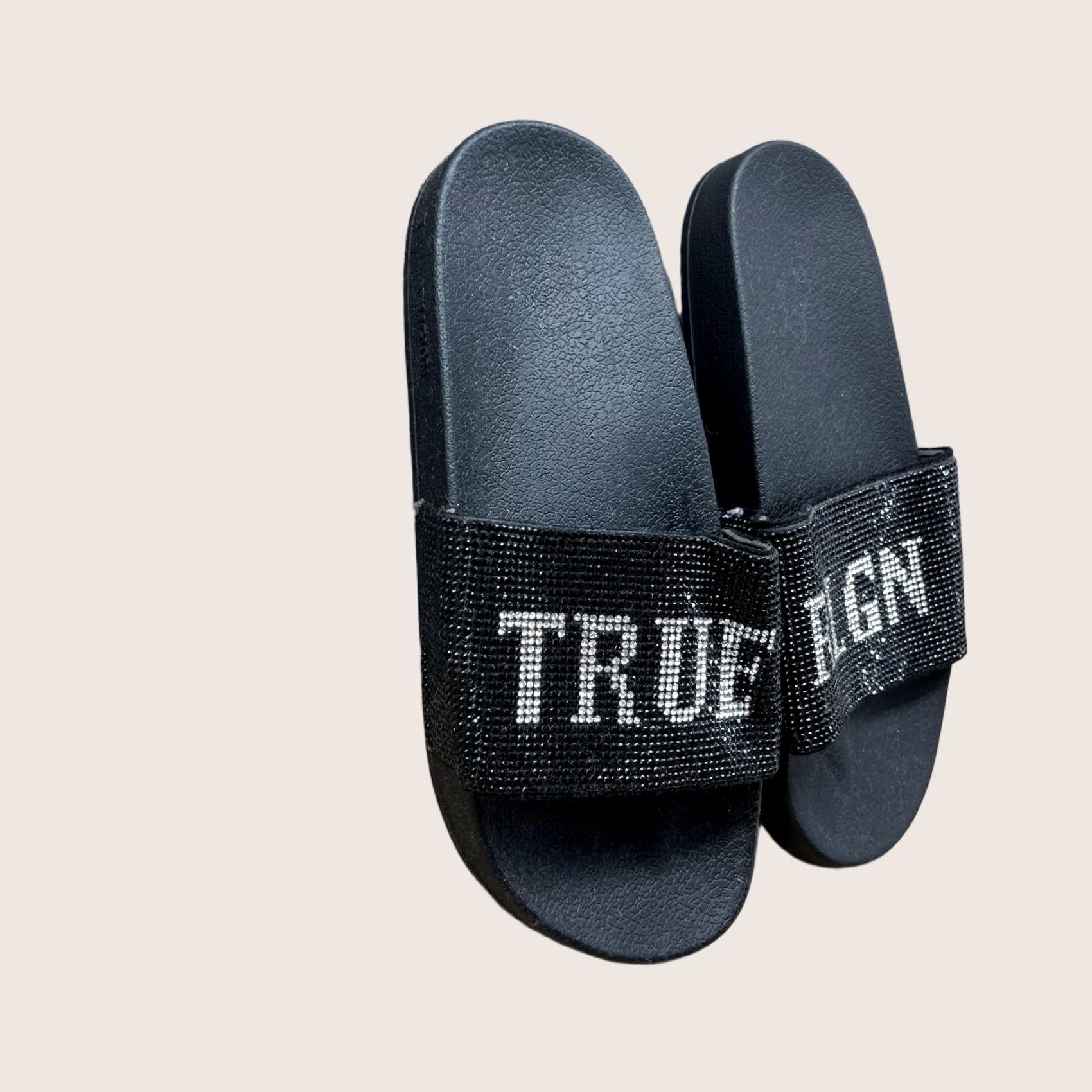True Religion True Religion Meyer Sandals Women 7 Slide Black Rhinestone Casual Flat Size US 7 / IT 37 - 1 Thumbnail