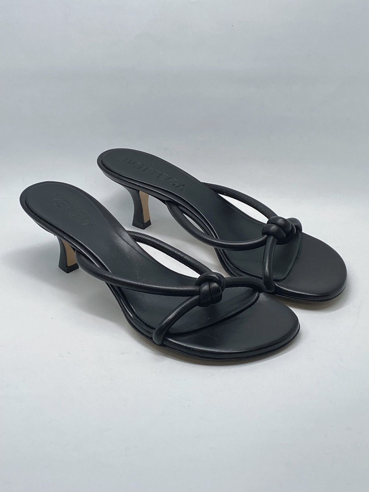 Bottega Veneta Blink Leather Mule Shoess Size 37 Shoes in Black, Women's