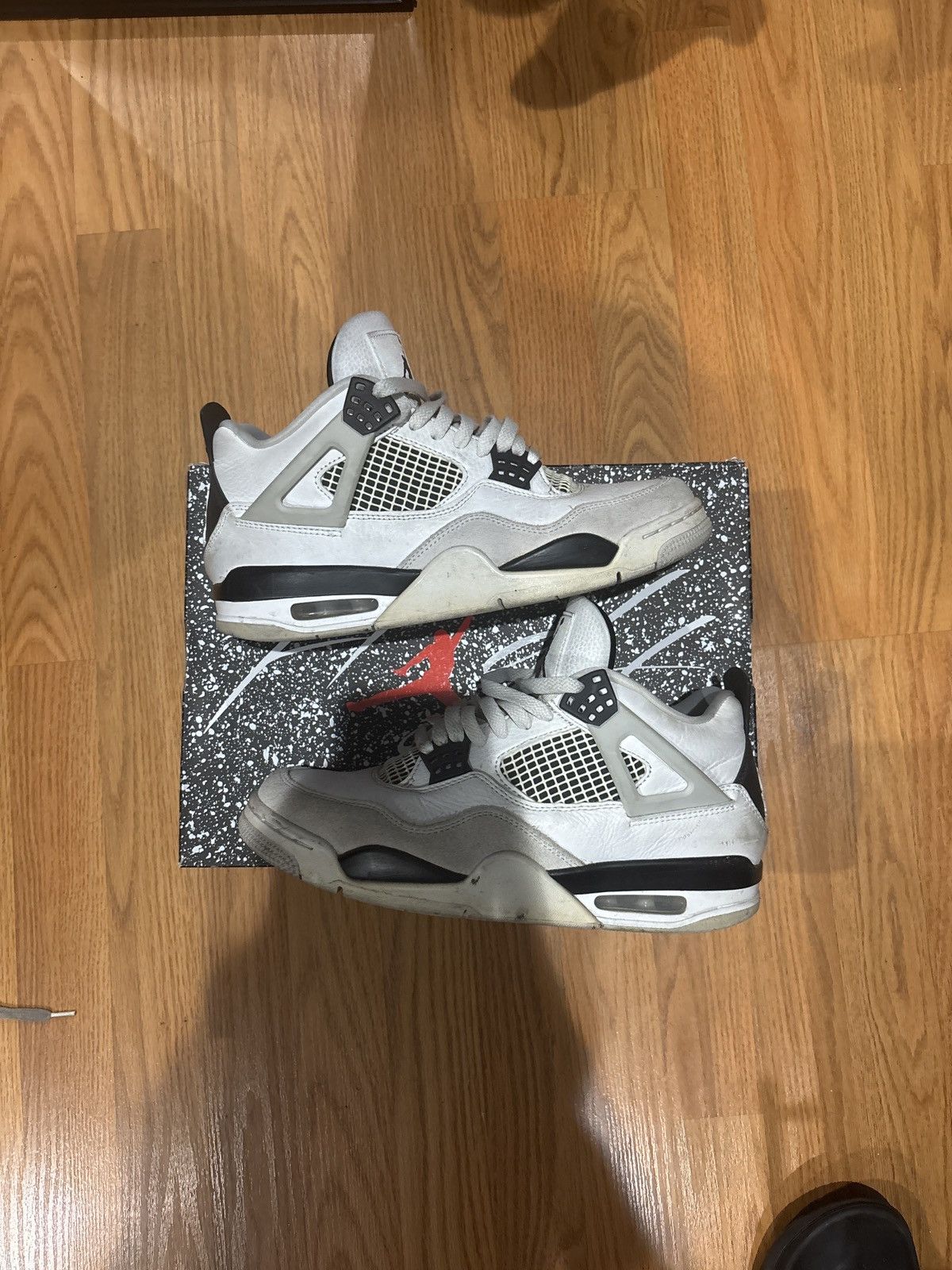 Jordan Brand Air Jordan 4 Military Black Size US 8 / EU 41 - 1 Thumbnail