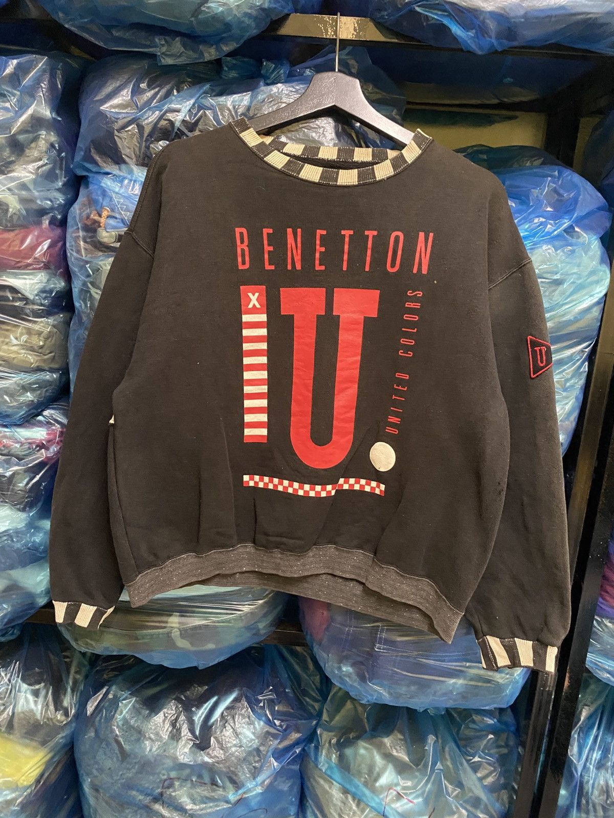 Benetton VINTAGE BENETTON SWEATSHIRT Size US S / EU 44-46 / 1 - 1 Thumbnail