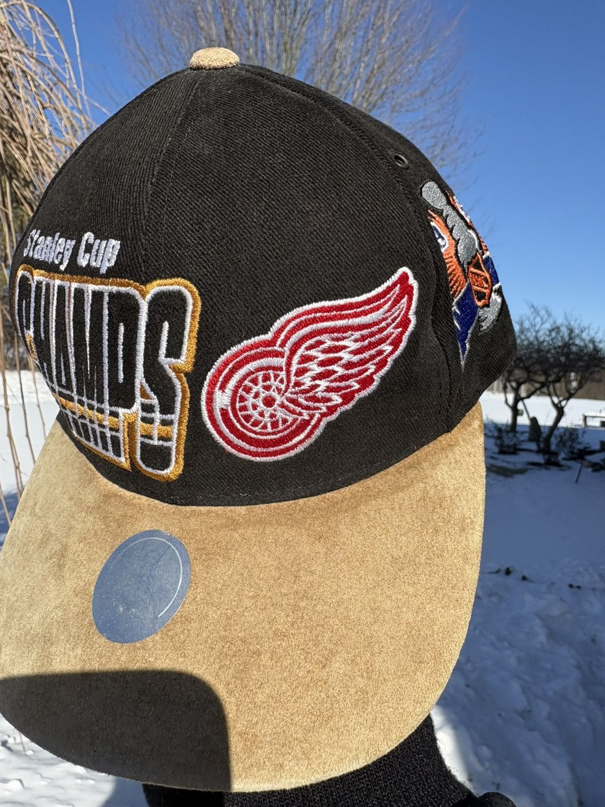 Starter Starter Detroit Red Wings Vintage 90s NHL 1997 Stanley Cup Size ONE SIZE - 3 Thumbnail