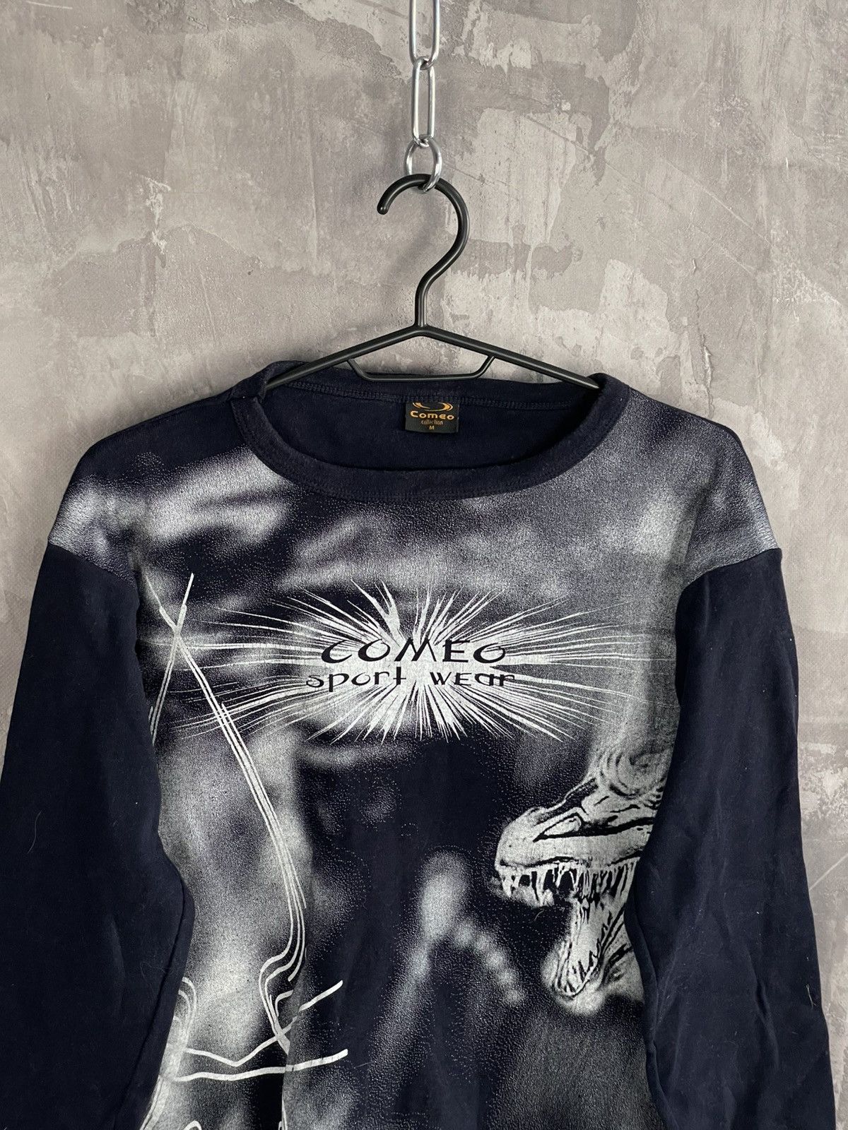 Japanese Brand × Vintage Y2K Glamour Avant Garde Graphic Dragon Long Sleeve Size US M / EU 48-50 / 2 - 7 Thumbnail