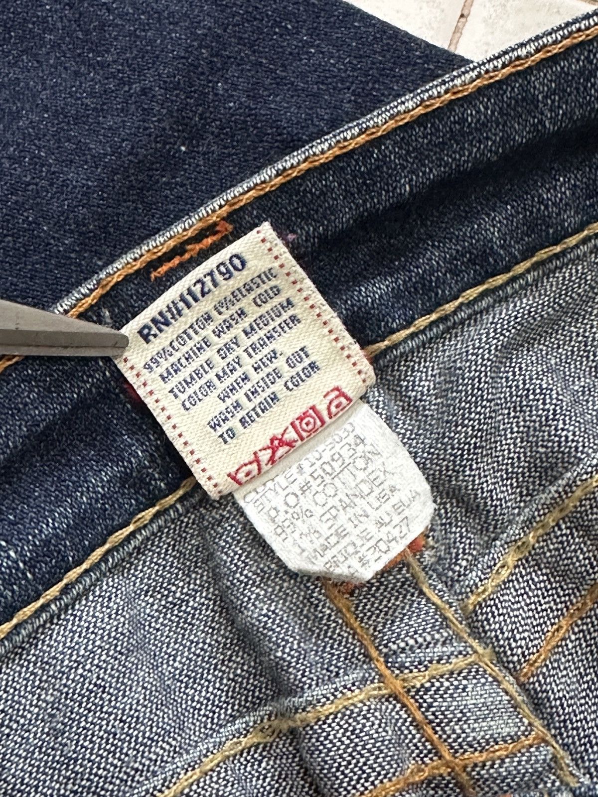 True Religion Y2K Essential True Religion JOEY Flare Jeans Size US 26 / EU 42 - 8 Thumbnail