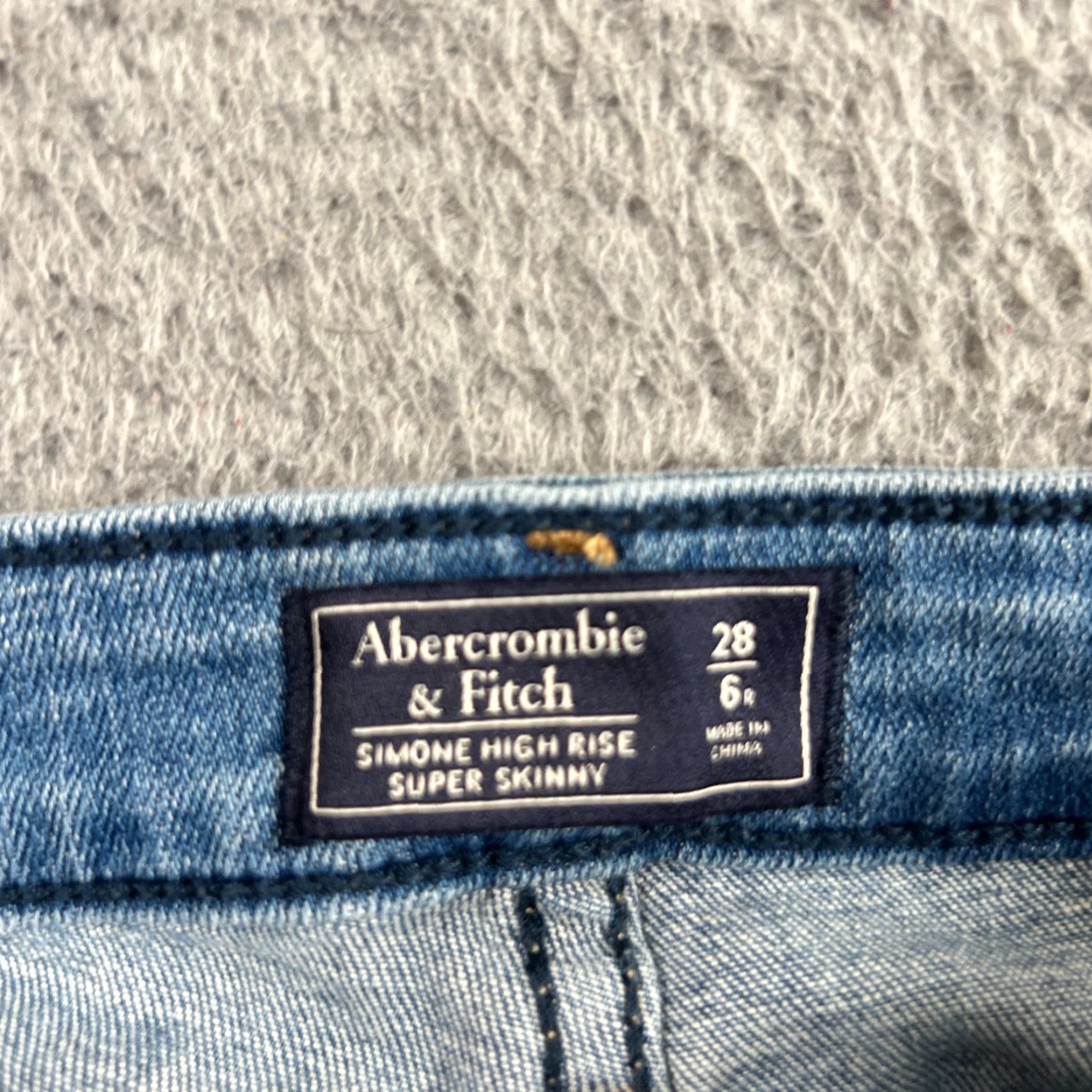 Abercrombie & Fitch VINTAGE Abercrombie & Fitch Jeans Women 6 Reg Blue Denim Simone High Rise Skinny 28 Mens? Size 28" / US 6 / IT 42 - 6 Thumbnail