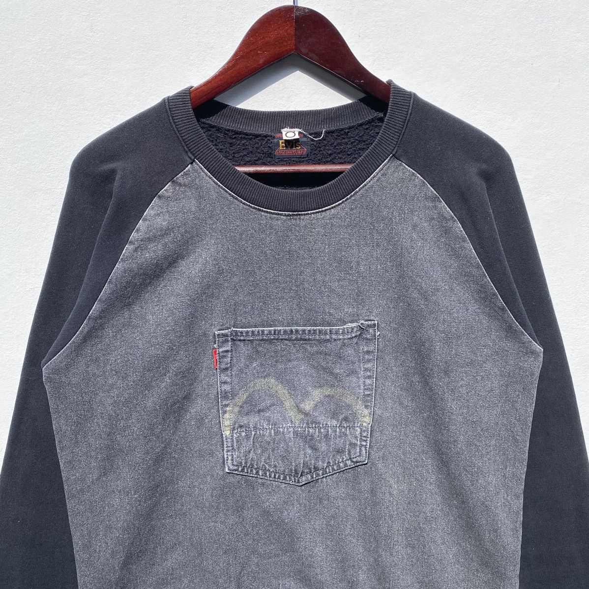 Evisu Rare! 90s EVIS Pocket Sweatshirt Evisu Japanese Denim Brand Size US S / EU 44-46 / 1 - 5 Thumbnail