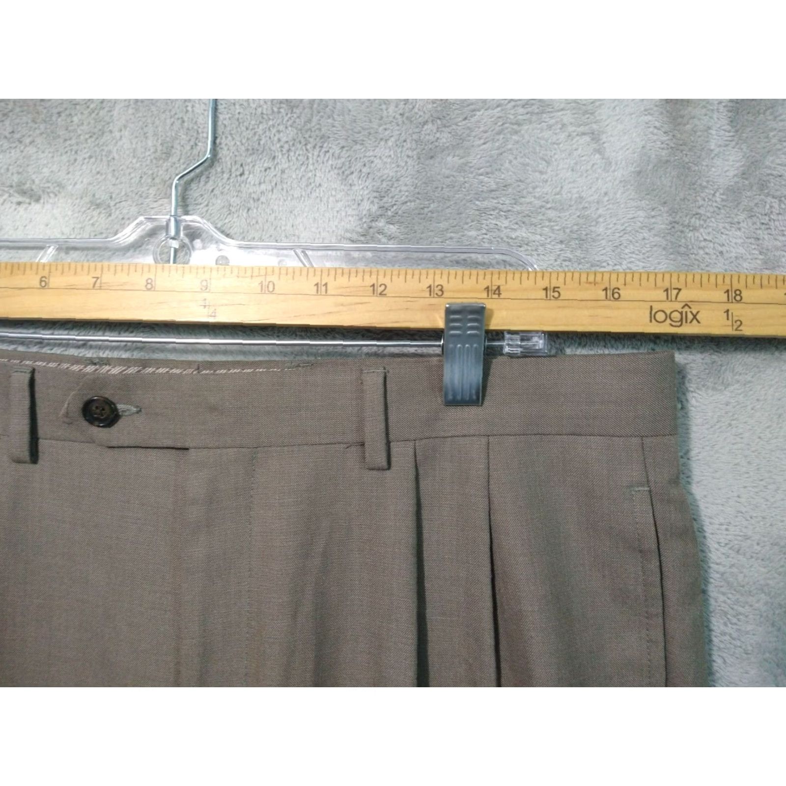 Ralph Lauren Ralph Lauren Dress Pants Mens 34x32 Beige Straight Leg Mid Rise Cuffed Pleated Dress Pants Mens Beige 34 Inseam 32 City Preppy Wedding Vintage: No Size US 34 / EU 50 - 3 Thumbnail