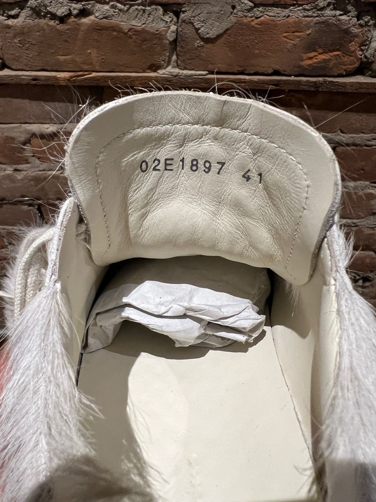 Rick Owens Rick Owens Vintage Sneaks “Milk” Pony Hair Size US 8 / EU 41 - 8 Thumbnail