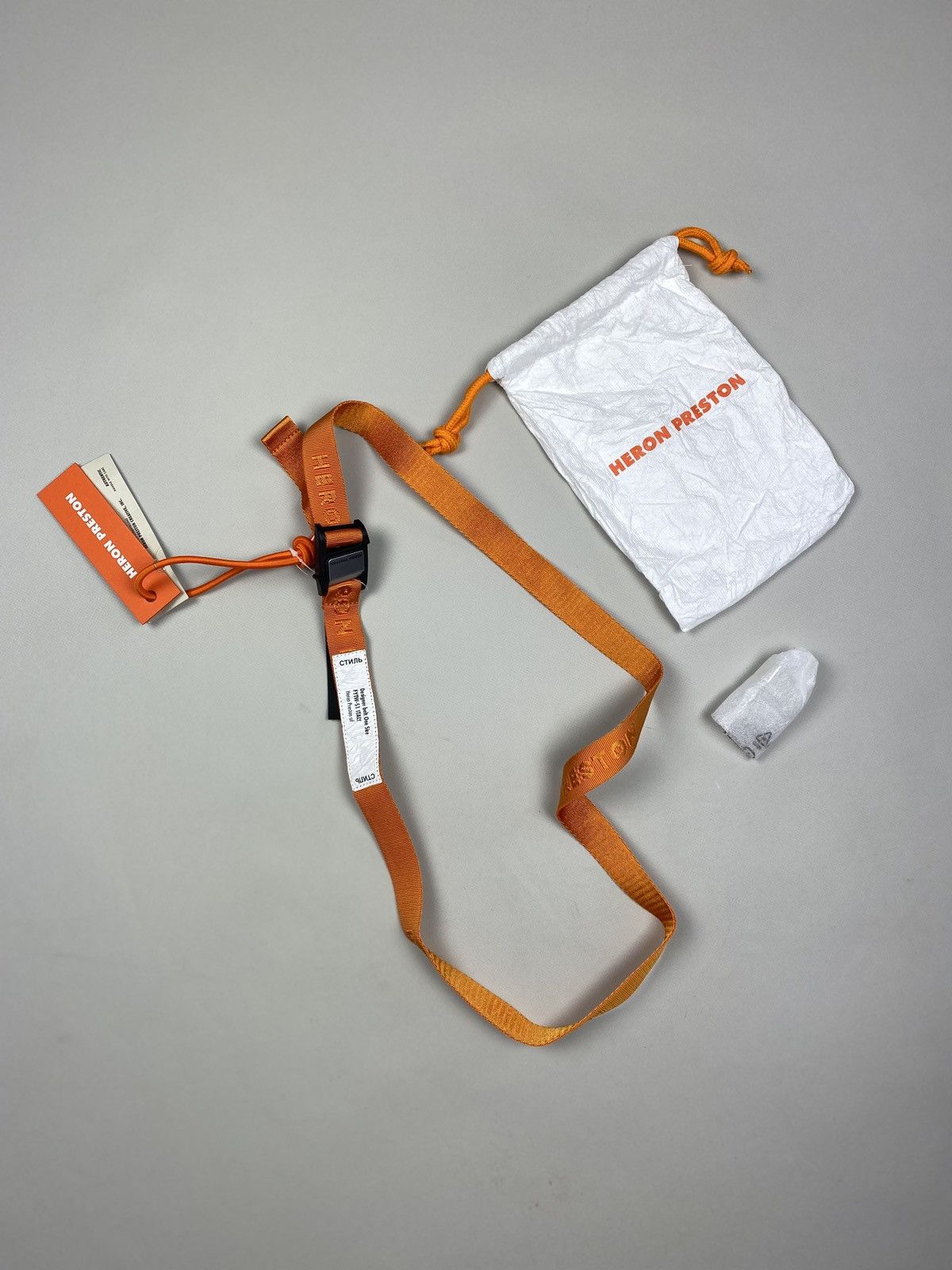 Heron Preston BNWT! Heron Preston Tiny Tape Magnetic Belt one size orange Size ONE SIZE - 16 Thumbnail