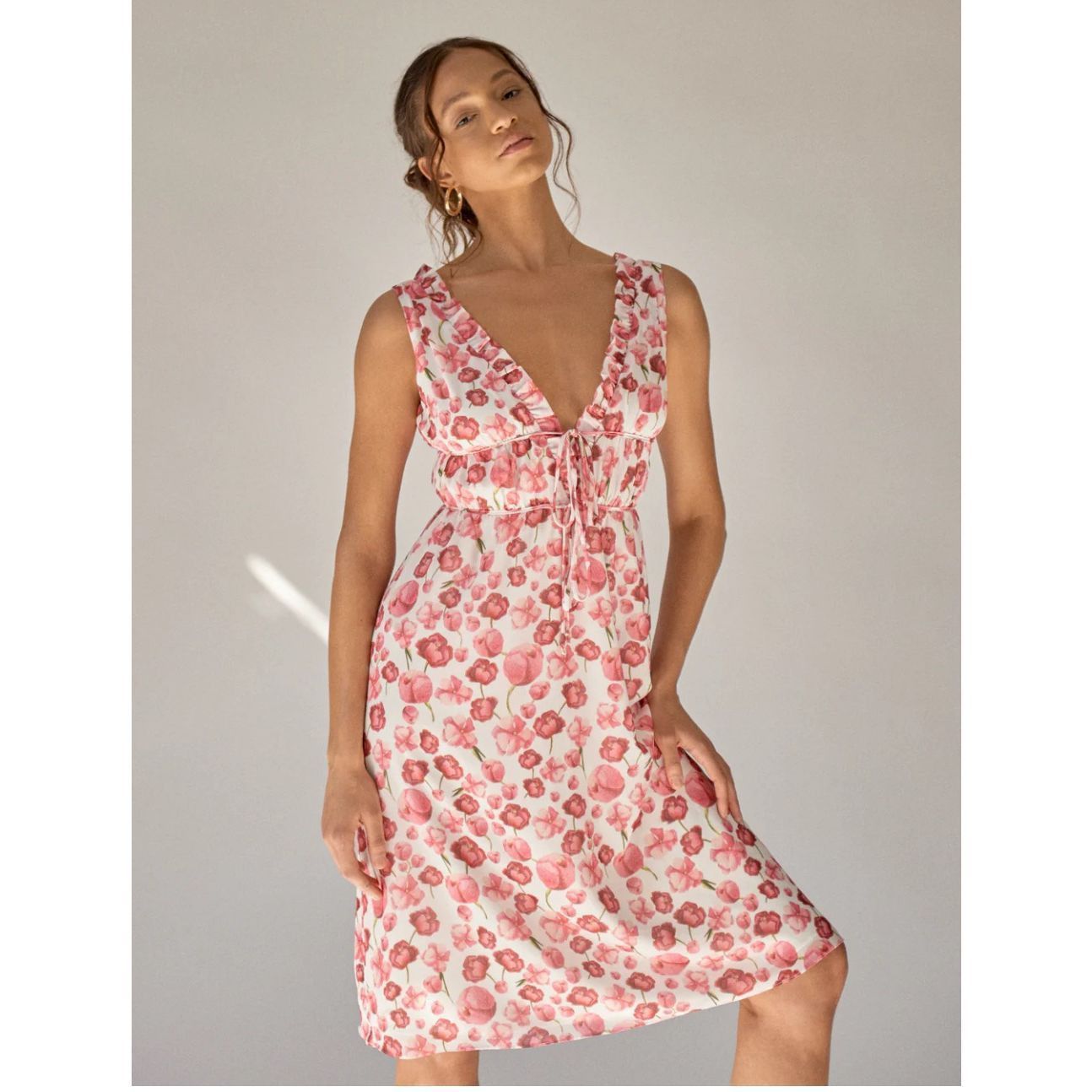 image of This Is Not New Sipos New York Womens Xs Strawberry Floral Chiffon Dress Ivo in Cream