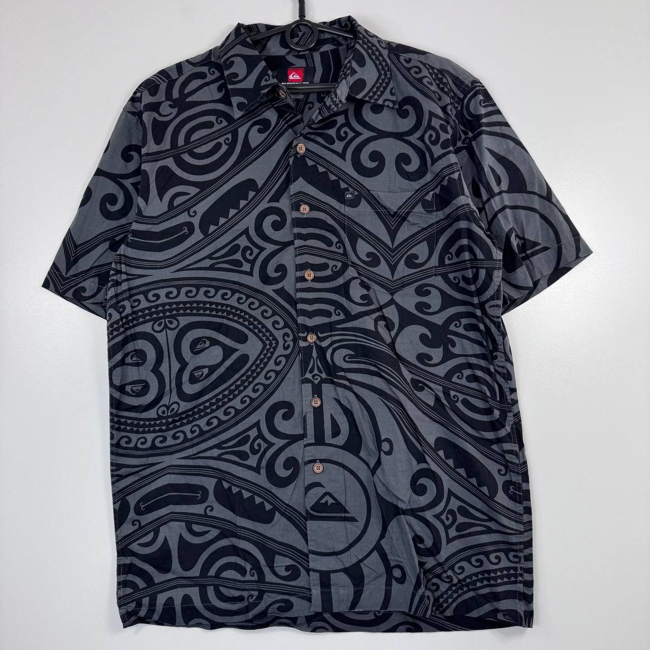 Other Quiksilver Hawaiian Shirt Tribal Pattern Button Mens S Size US S / EU 44-46 / 1 - 1 Thumbnail