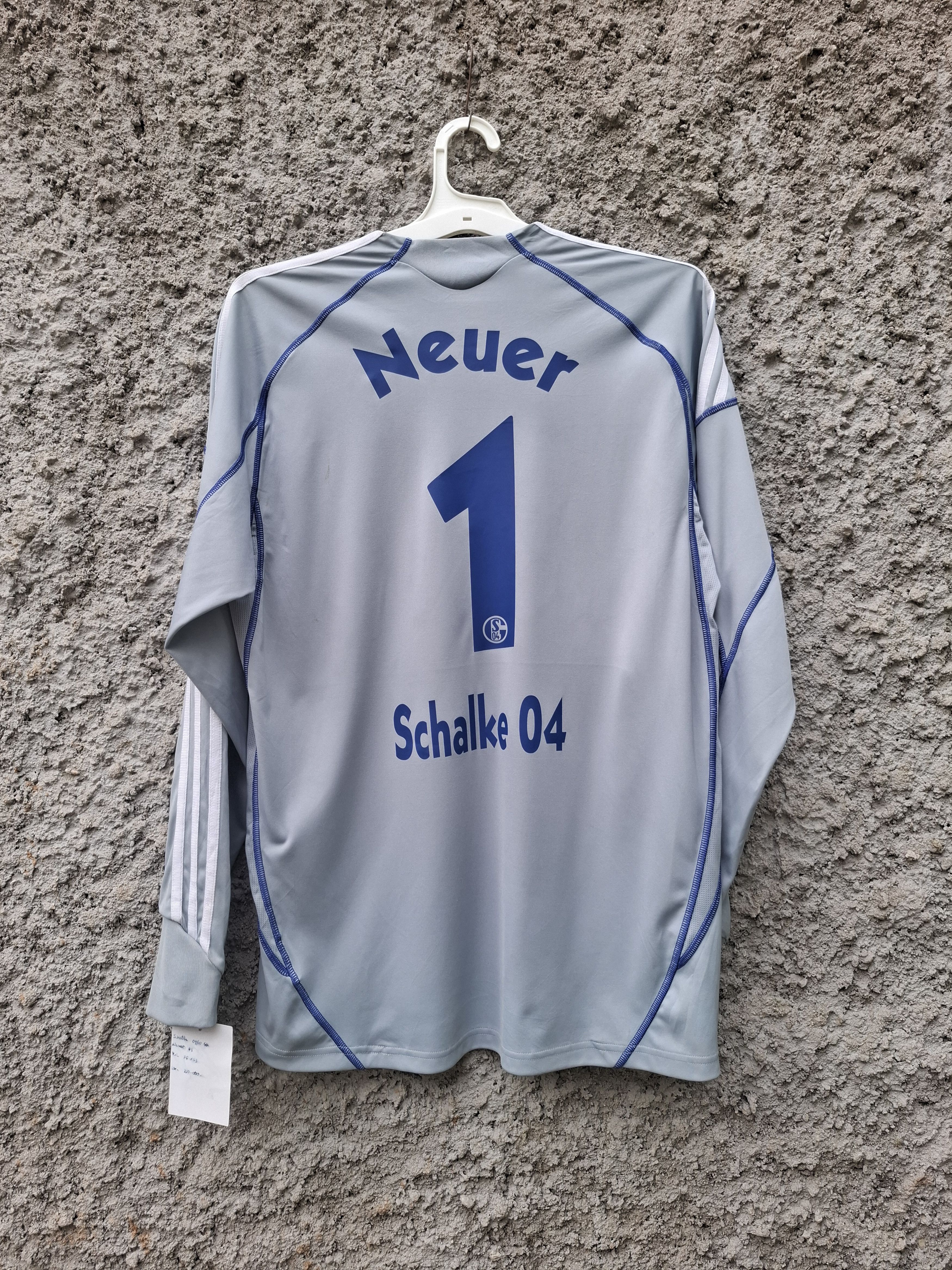 Adidas × Vintage Schalke 2009-10 Goalkeeper kit Size US S / EU 44-46 / 1 - 1 Thumbnail