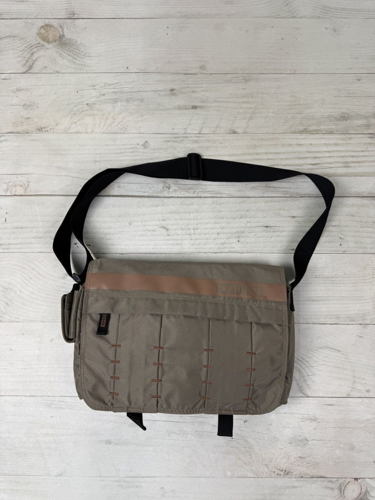 Diesel Vintage Diesel Shoulder Bag Messenger Big Logo Nylon 90s Size ONE SIZE - 1 Thumbnail
