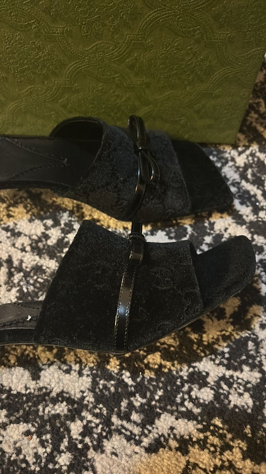 Gucci GUCCI Women's GG slide Sandal size 37.5 Size US 7.5 / IT 37.5 - 2 Thumbnail