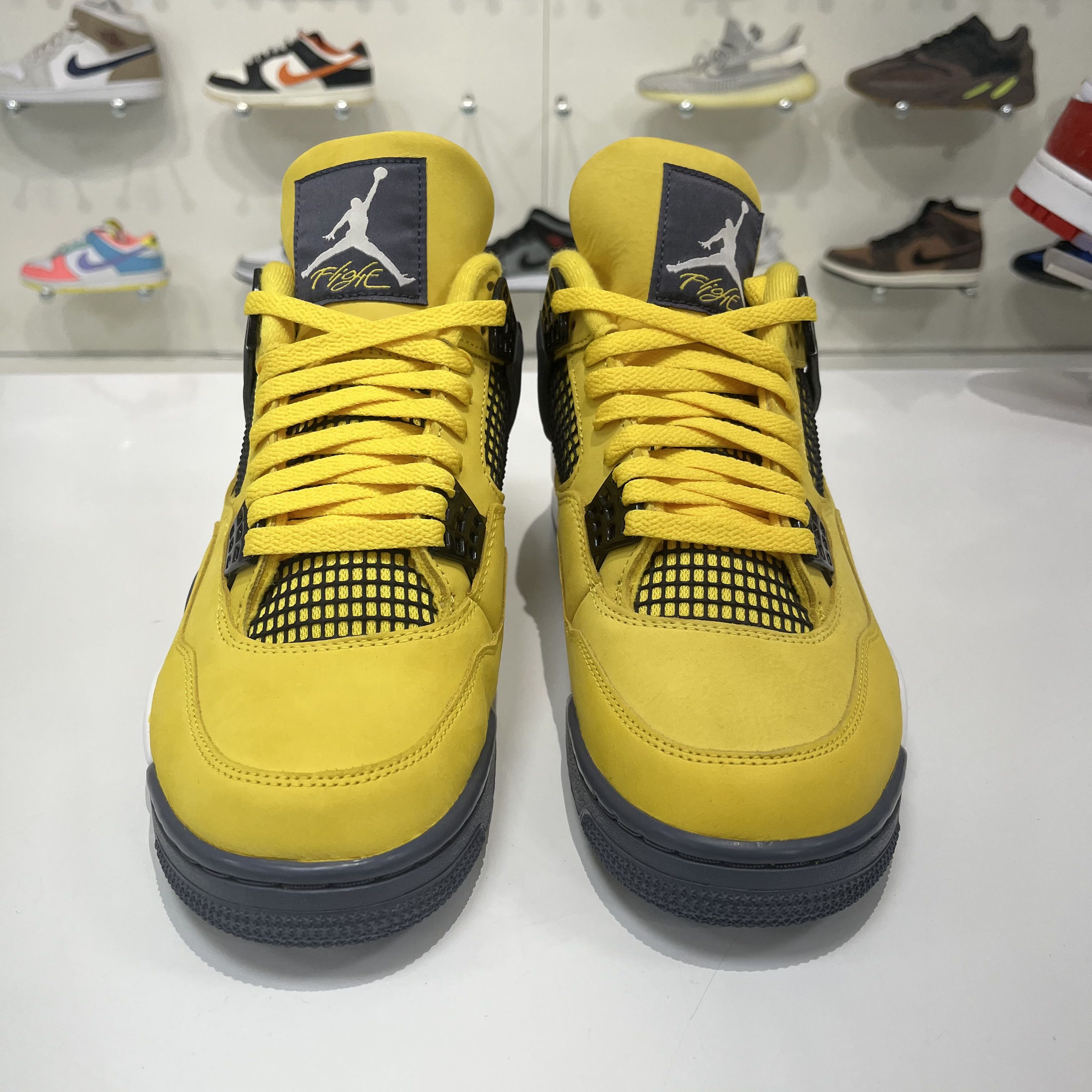 Nike Air Jordan 4 retro Lightning 2021 Size US 10 / EU 43 - 5 Thumbnail