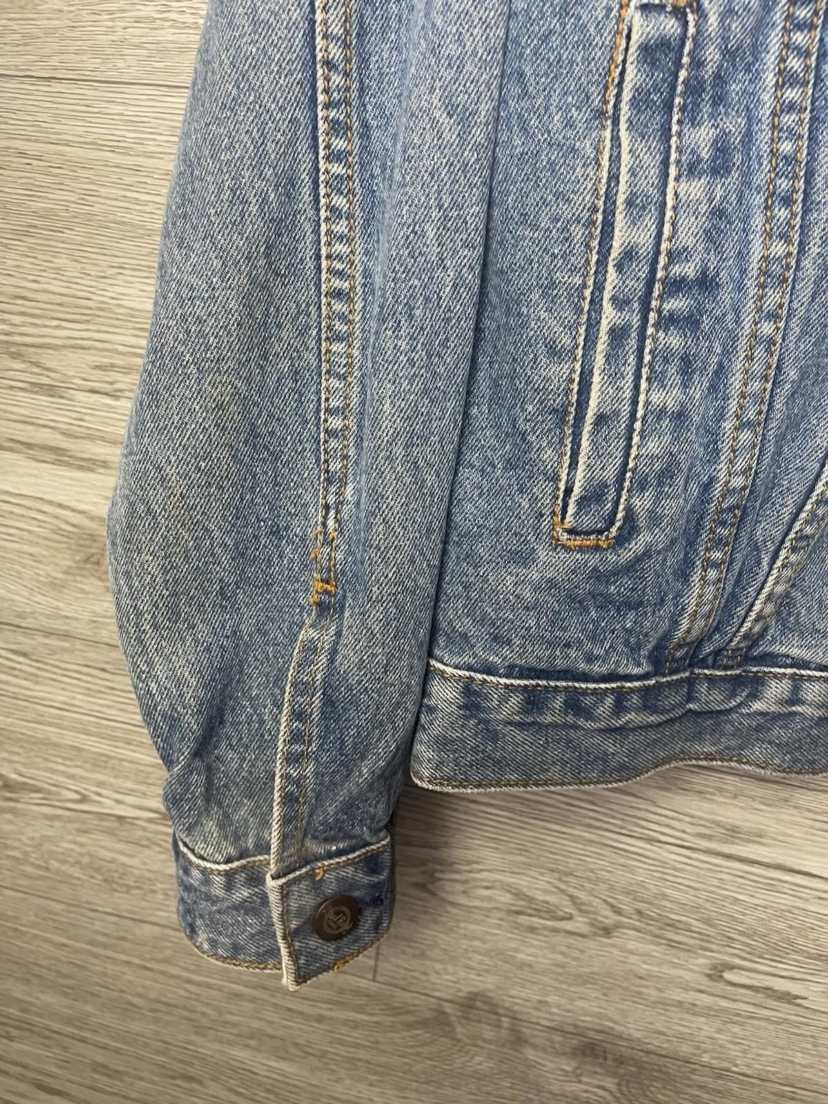 Hard Rock Cafe Vintage Hard Rock Cafe Save the Planet Denim Jacket Size M Size US M / EU 48-50 / 2 - 6 Thumbnail