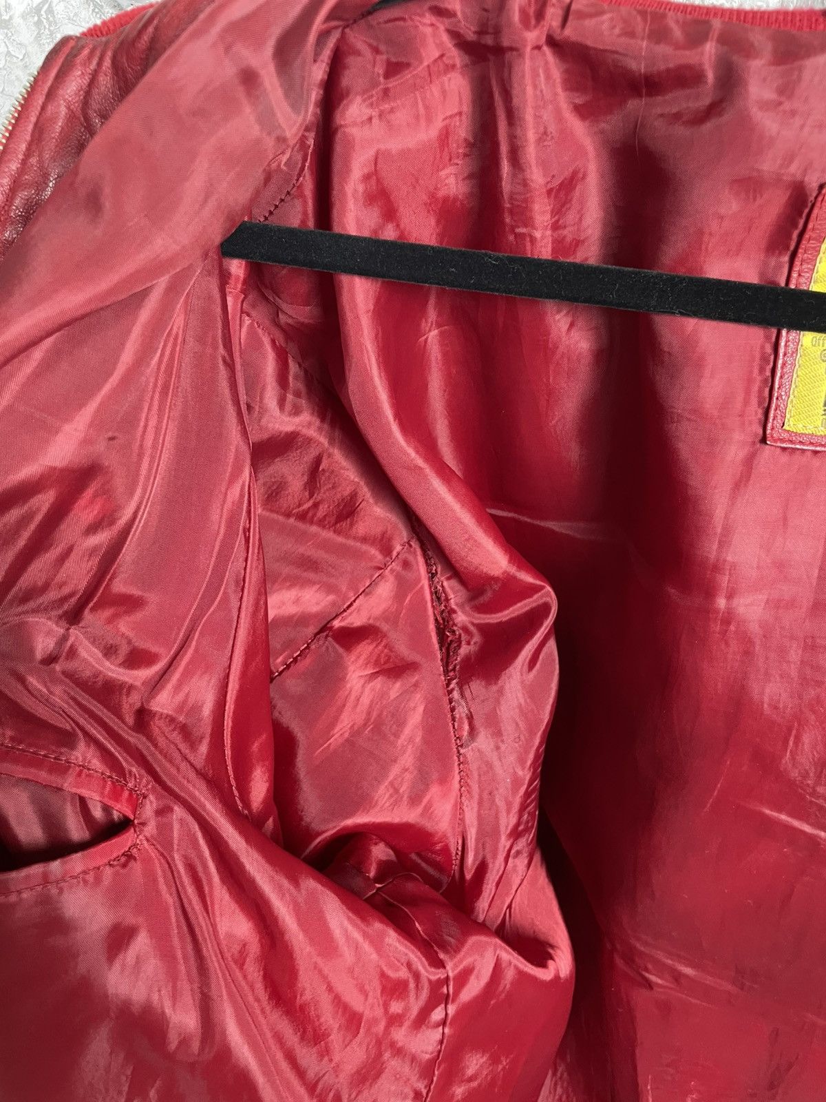 Ferrari Vintage Ferrari 1996 Formula 1 Rare Moto Leather Jacket Y2K Size US XL / EU 56 / 4 - 19 Thumbnail