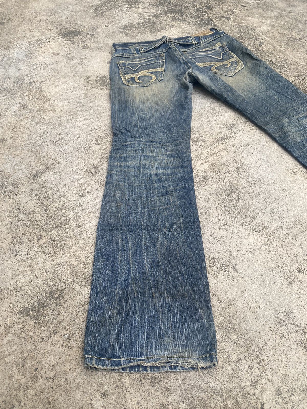 If Six Was Nine × Japanese Brand Flare Jeans Red Pepper Clawmark Snake Skin Size US 34 / EU 50 - 14 Thumbnail