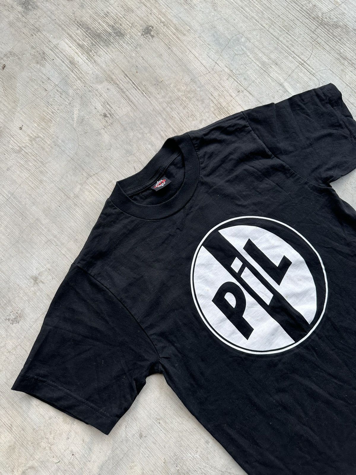 Band Tees Vintage 2000 Public Image Limited Logo Tee Size US S / EU 44-46 / 1 - 8 Thumbnail