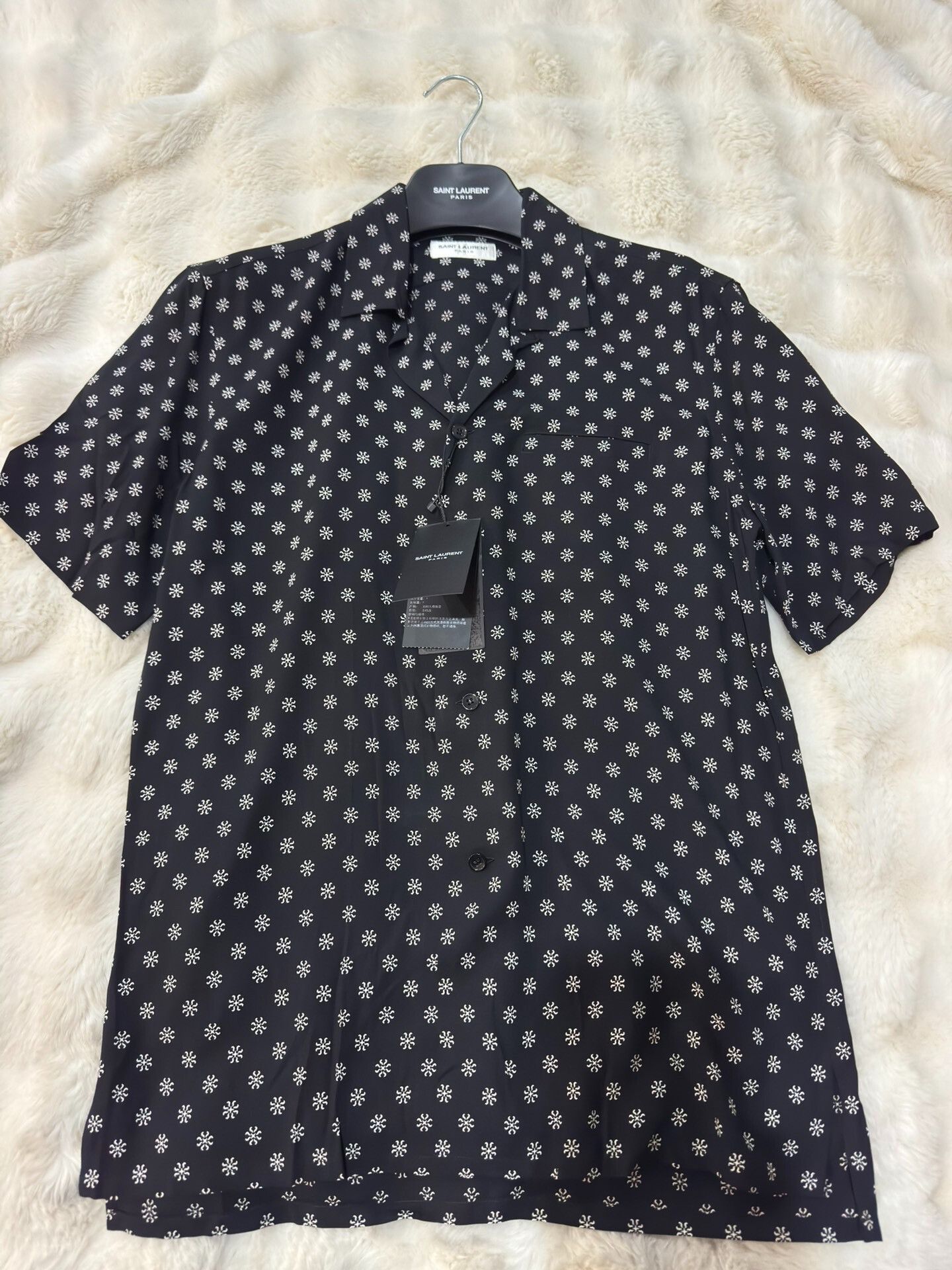 Saint Laurent Paris Saint Laurent Snowflake Shark Collar Shirt Size US M / EU 48-50 / 2 - 1 Thumbnail