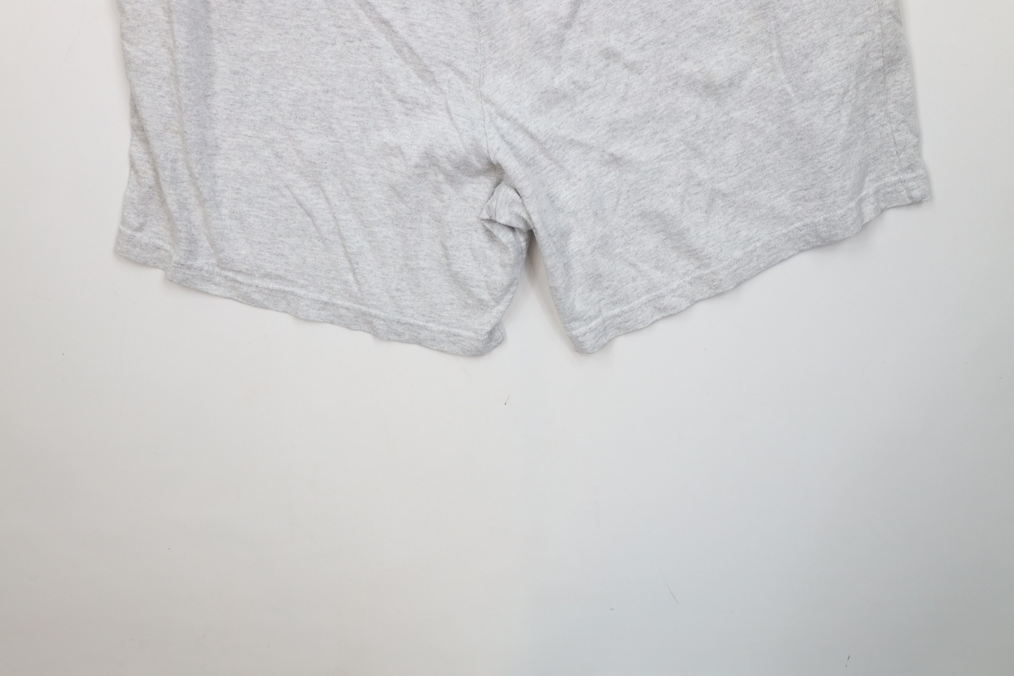 Nike Vintage 90s Nike Mini Swoosh Above Knee Shorts Gray USA Size US 34 / EU 50 - 14 Thumbnail