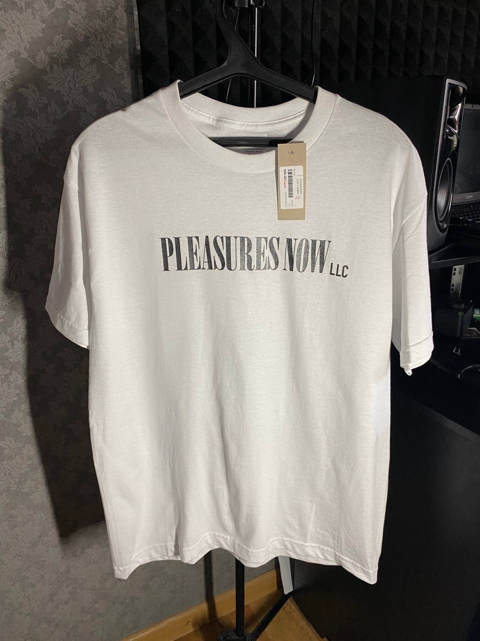 Pleasures Pleasures - Now Tee Size US S / EU 44-46 / 1 - 4 Thumbnail