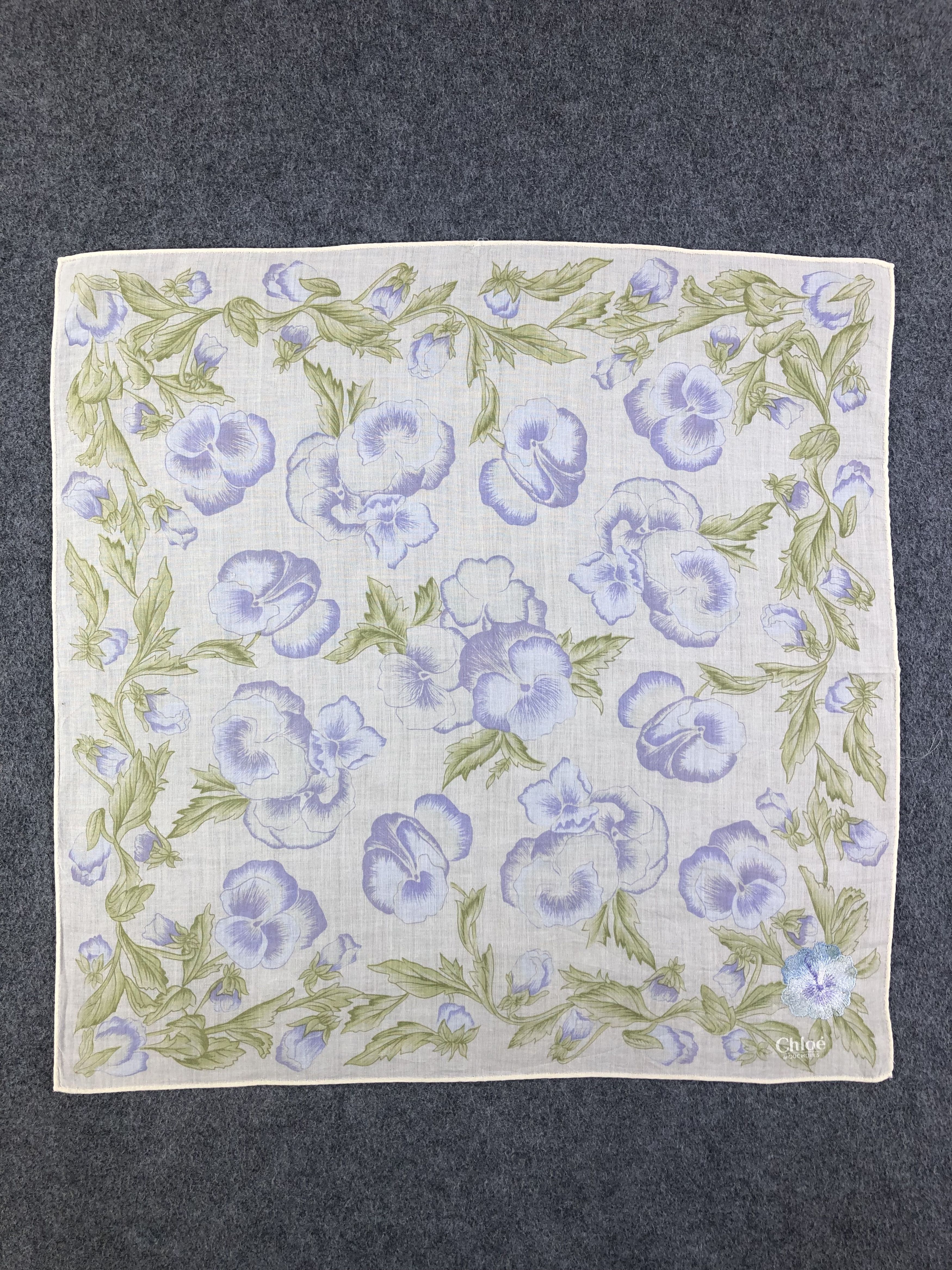 Vintage Chloe Handkerchief / Bandana / Neckerchief Size ONE SIZE - 3 Thumbnail