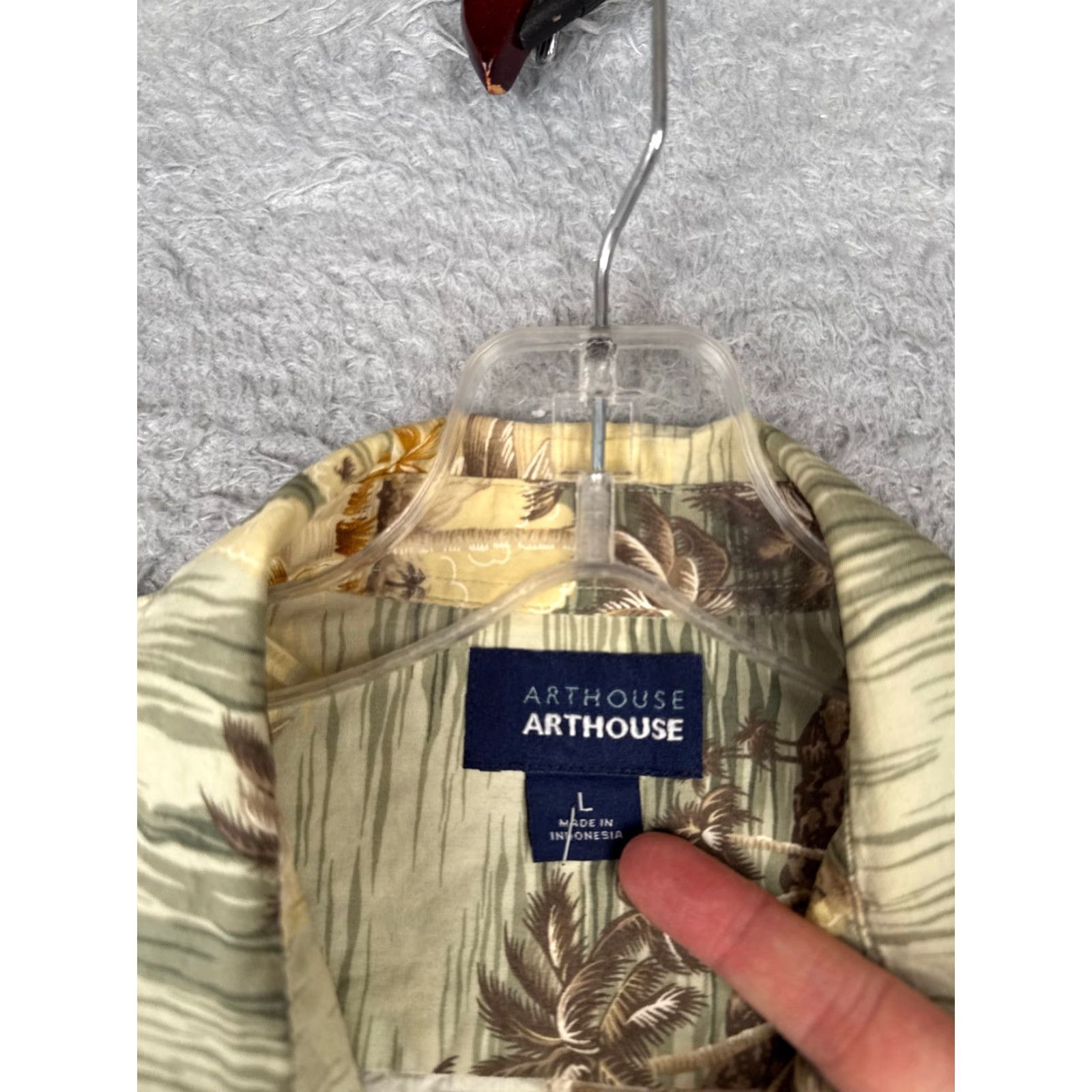 Vintage Hula Hula Shirt Men L Beige Floral Leaf Button-Up Hawaiian 100% Rayon Pocket Styles: All Seasons, Breathable, Pockets Vintage: No Size US L / EU 52-54 / 3 - 7 Thumbnail