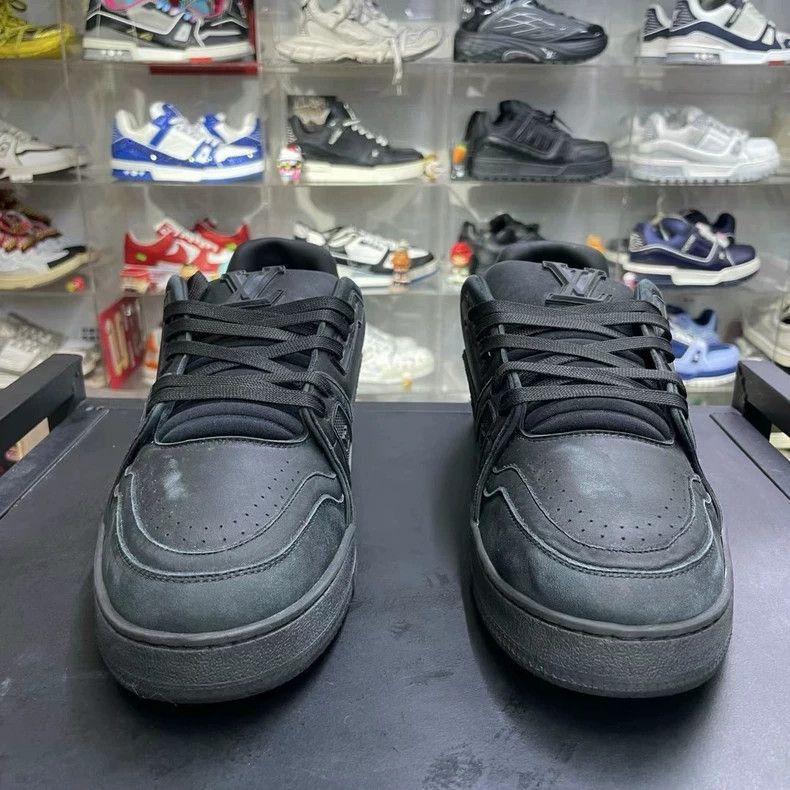 Louis Vuitton Louis Vuitton LOUIS VUITTON Lv Trainer Sneakers in Black-2 Size US 9 / EU 42 - 5 Thumbnail