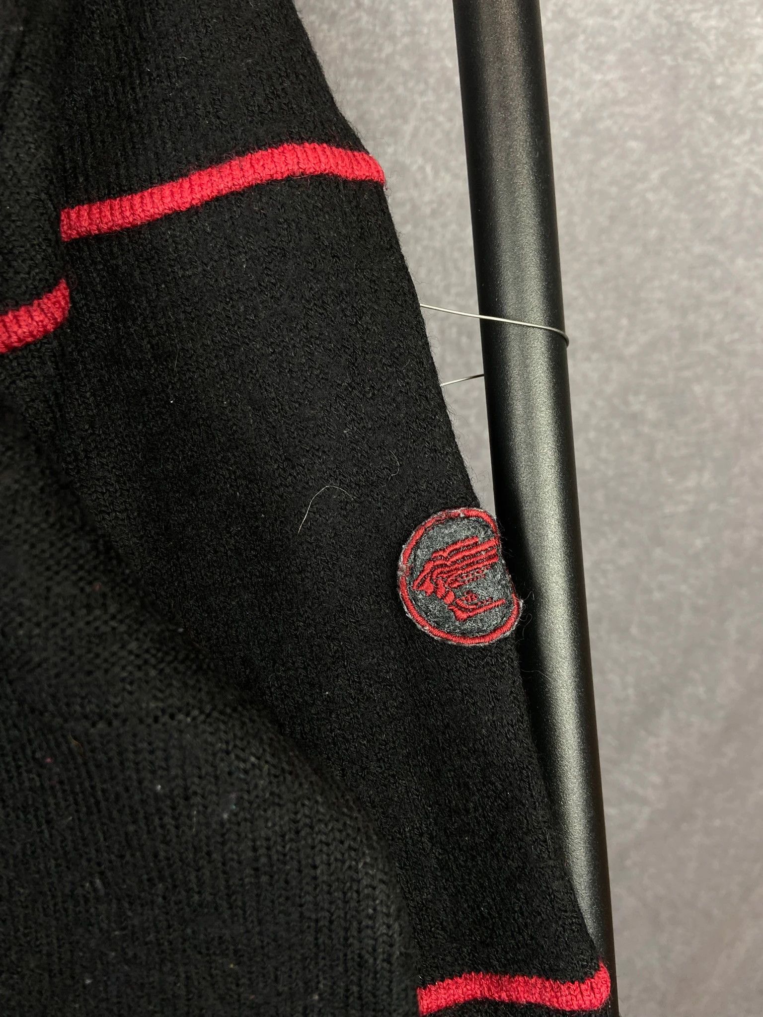 Versace Sweater Versace Sport black red stripe patch vintage knit Size US M / EU 48-50 / 2 - 2 Thumbnail