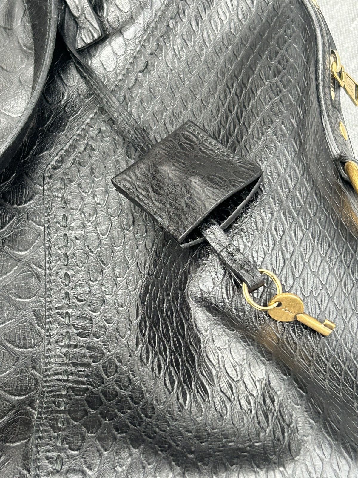 Yves Saint Laurent YVES SAINT LAURENT Size ONE SIZE - 8 Thumbnail