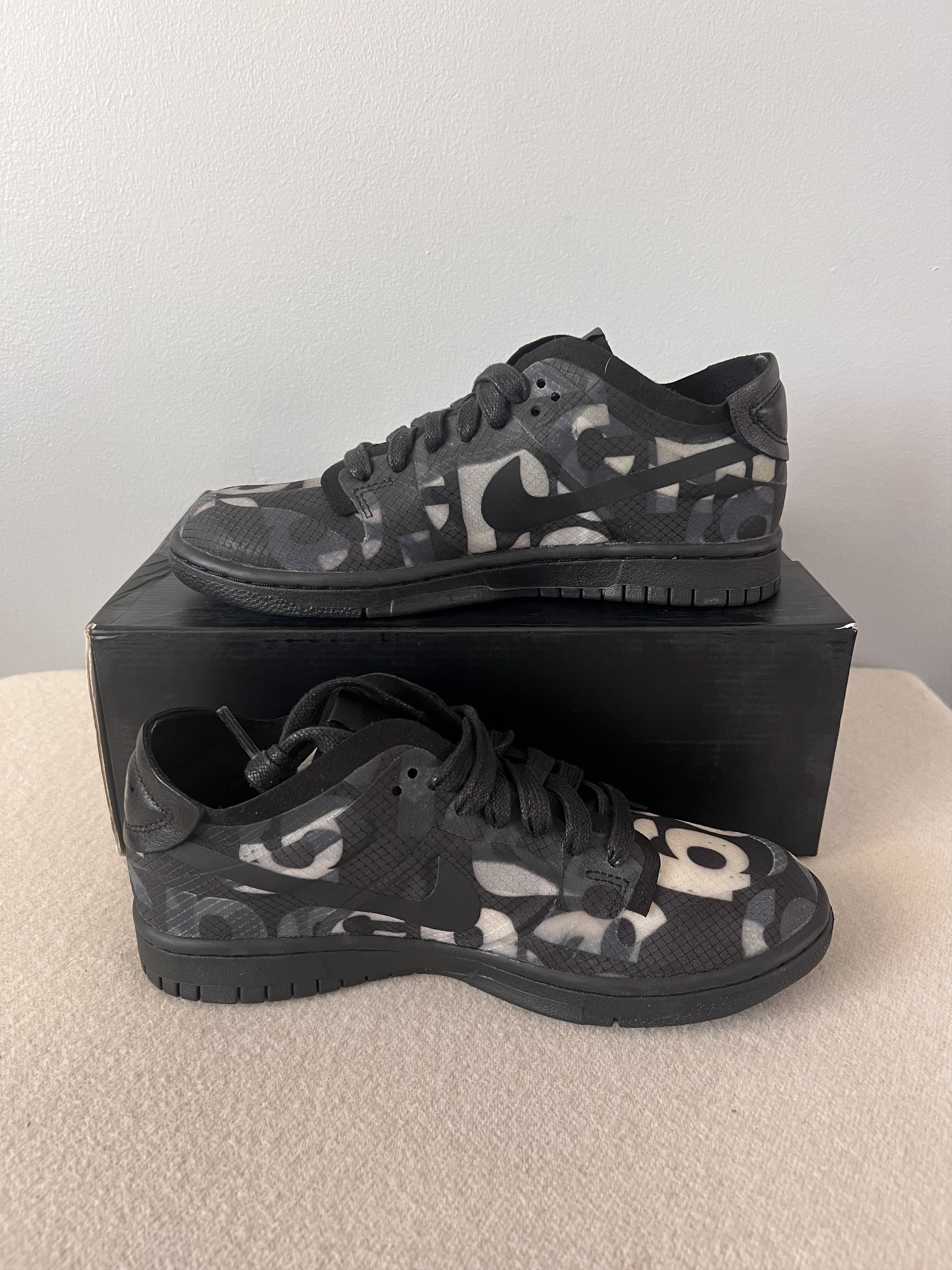 Comme des Garcons × Nike Comme des Garcons Nike Dunk Low in Black Print Size US 6 / EU 39 - 3 Thumbnail