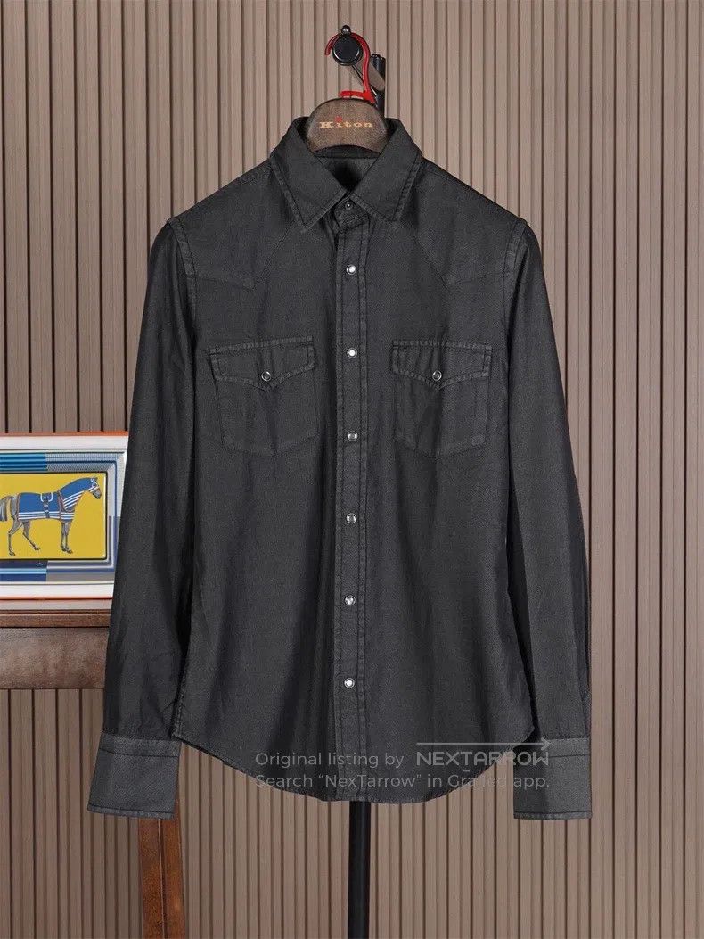 Tom Ford Tom Ford size 38 Denim shirt Size US XS / EU 42 / 0 - 1 Thumbnail