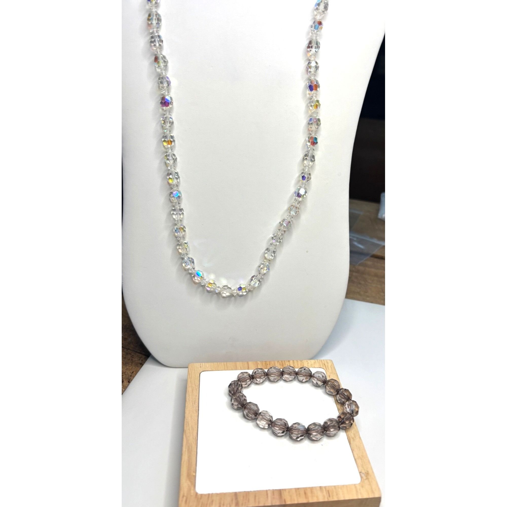 Other Vintage Crystal Beaded Necklace & Bracelet Set Size ONE SIZE - 6 Thumbnail
