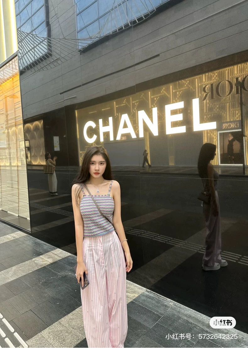 Chanel Chanel 24a Manchester Series Purple Small Sling Size XXS / US 00 / IT 34 - 6 Thumbnail