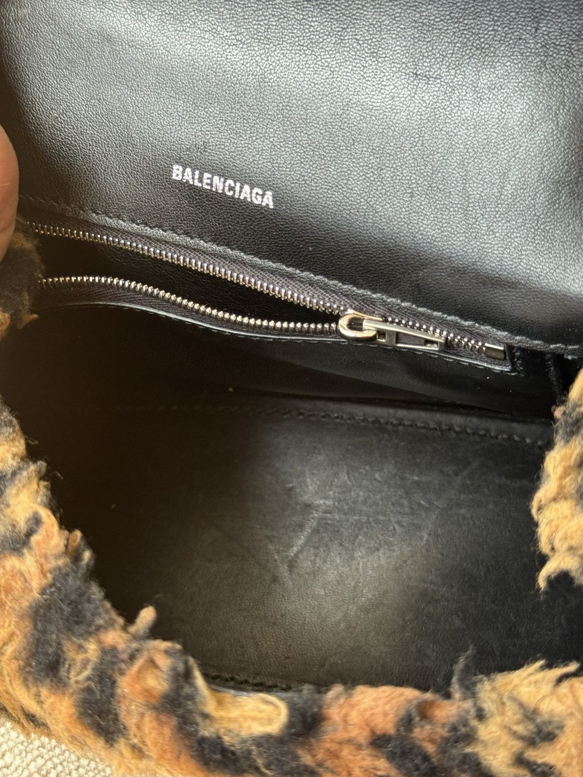 Balenciaga Balenciaga hourglass leopard print handbag Size ONE SIZE - 10 Thumbnail