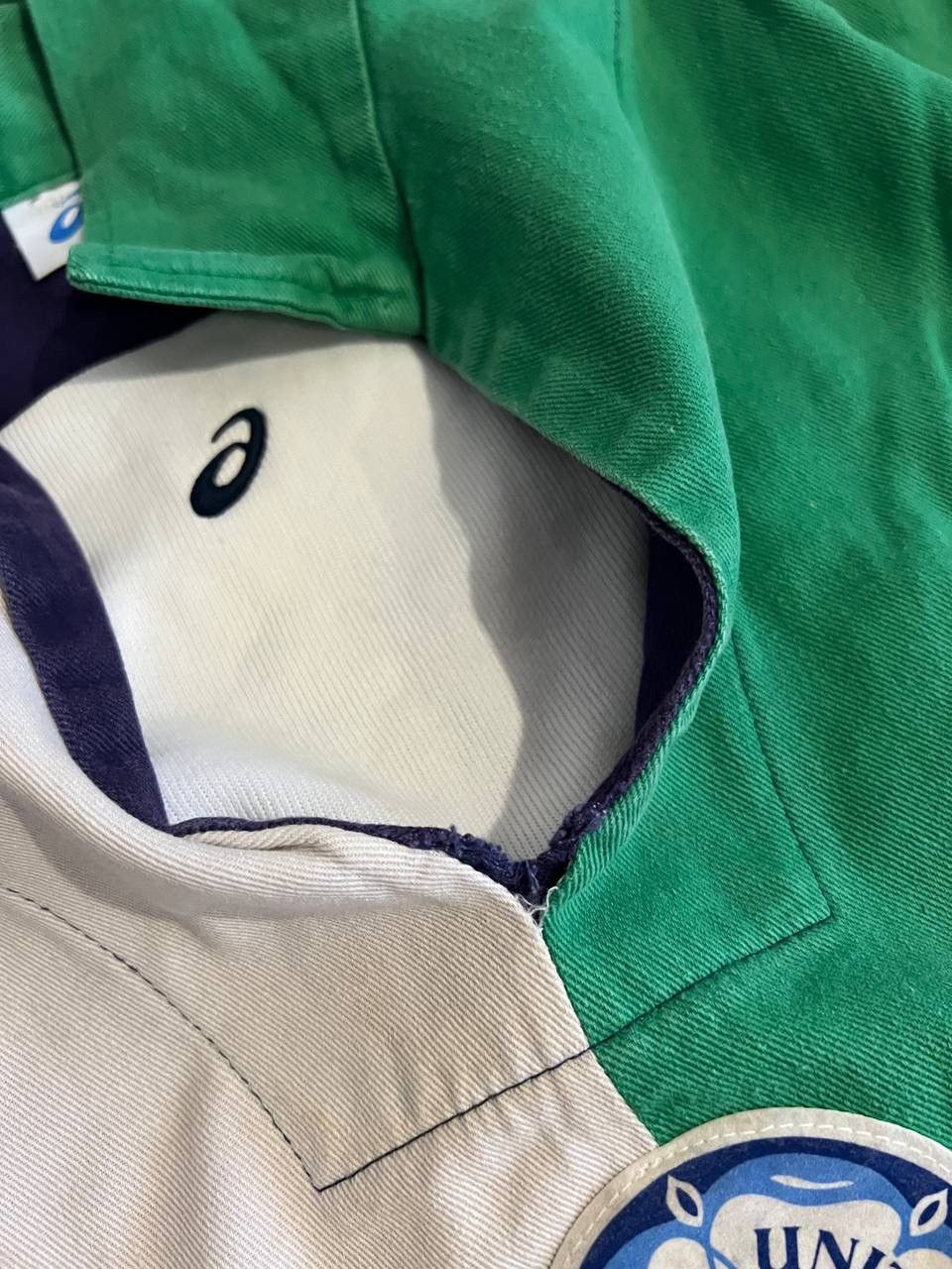 Asics VERY RARE 1993/94 LEEDS UNITED DRILL TRACK JACKET SIZE S Size US S / EU 44-46 / 1 - 19 Thumbnail